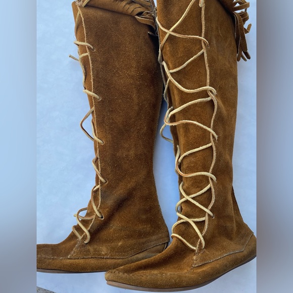 Minnetonka Shoes - Minnetonka high moccasin fringe boots 7 suede leather vintage 80’s Adam Ant